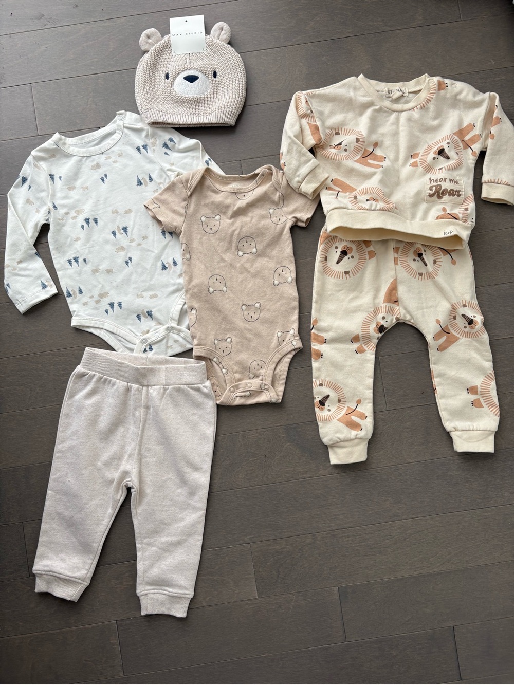 Neutral Baby Outfit Set with Bear Hat, 6-9M and 12M